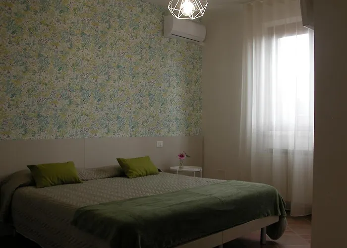 ファームステイ La Masseria - La Casa Tra Gli Alberi